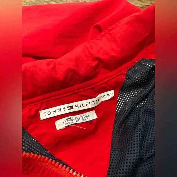 "Retro 90s Red Tommy Hilfiger Hooded Windbreaker Jacket" Vintage - Picture 4 of 5